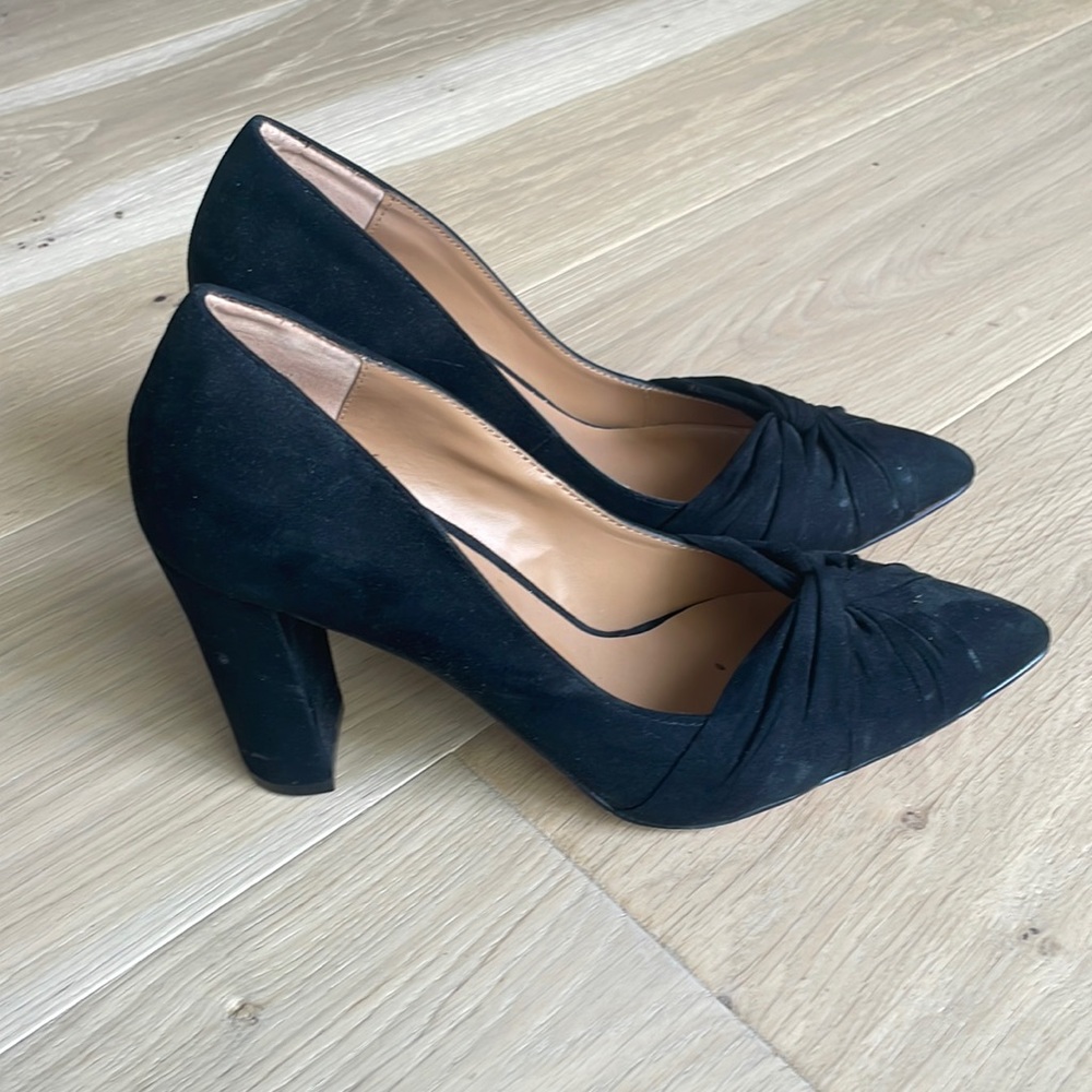 Black high heels size 8.5 worn once